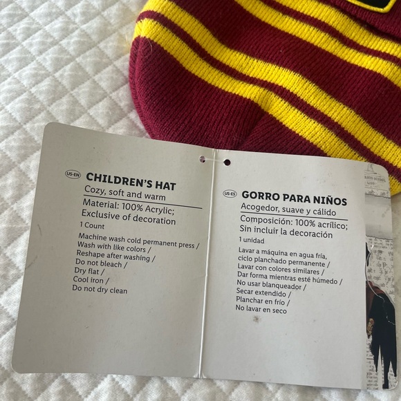 Harry Potter Gryffindor Crest Beanie Maroon Yellow Striped OSFM - Picture 5 of 8
